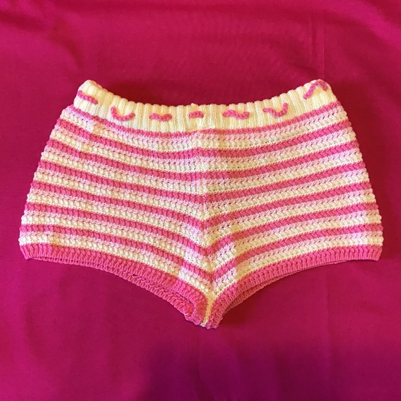 NWOT Crochet Halter Top and Shorts - Picture 4 of 4